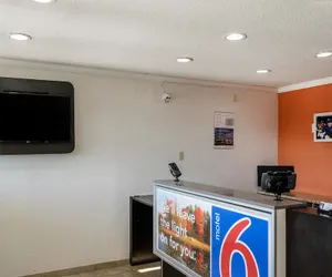 Photo 2 - Motel 6 Florence, KY - Cincinnati Airport