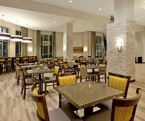 Photo 3 - Hampton Inn & Suites Minneapolis / Downtown