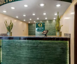 Photo 4 - Quality Inn Hamilton