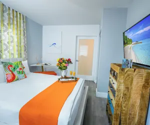 Photo 5 - Seaside All Suites Hotel