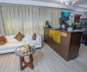 Photo 4 - Seaside All Suites Hotel