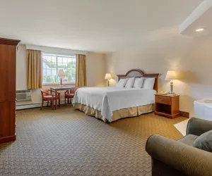 Photo 4 - Ogunquit Hotel & Suites
