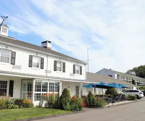 Photo 2 - The Circle Hotel Fairfield