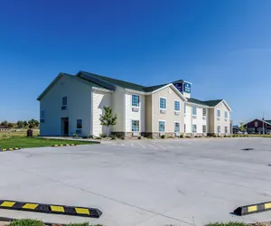 Photo 2 - Cobblestone Inn & Suites - Cambridge