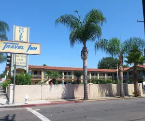 Photo 3 - Santa Ana Travel Inn