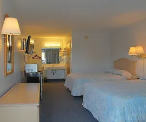 Photo 5 - Wind Chase Inn