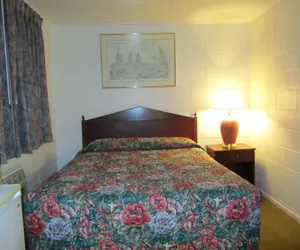 Photo 4 - Relax Inn