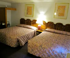 Photo 3 - Relax Inn