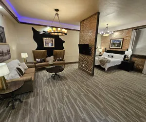 Photo 2 - Eaglescape Suites and Event Center