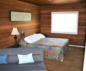 Photo 5 - The Lowtide Motel