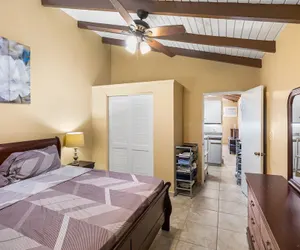 Photo 5 - Caribbean View Style 1 Bedroom Condo by RedAwning