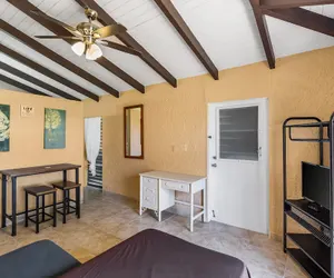 Photo 3 - A Getaway From Your Getaway 1 Bedroom Condo by RedAwning