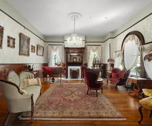Photo 3 - Ross Mansion Bed & Breakfast and Events