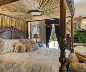 Photo 5 - Ross Mansion Bed & Breakfast and Events