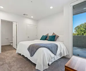 Photo 3 - Luxury Apartment in Salt Lake City