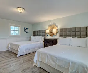 Photo 3 - Loggerhead Inn & Suites