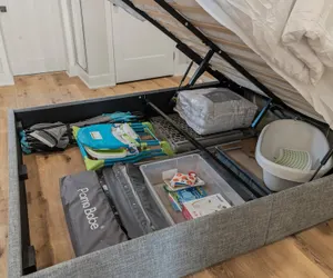 Photo 2 - Passyunk Square Spacious 1BR - Huge Deck