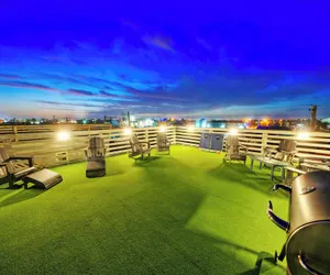 Photo 2 - Stella Maris by Avantstay Rooftop View + Pool
