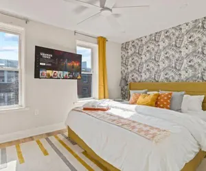 Photo 2 - E Passyunk Ave 1BR Gem Prime Location