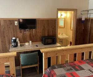 Photo 5 - Sportsmen Motel