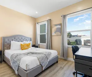 Photo 4 - Modern 2Bed 2Bath & parking in Excelsior