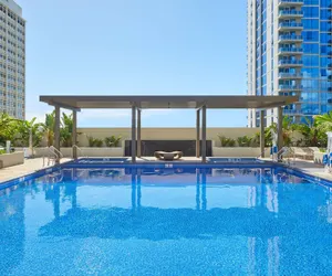 Photo 2 - Renaissance Honolulu Hotel & Spa