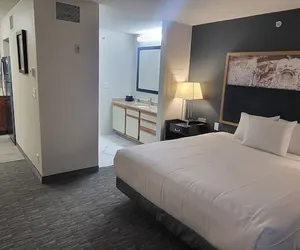 Photo 2 - Philadelphia Suites-Extended Stay