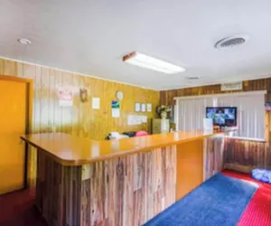 Photo 3 - Travelers Inn by OYO Beaver, Hwy 19