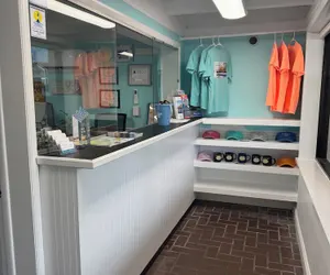 Photo 3 - The Beach House Motel & Suites