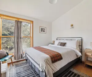 Photo 4 - Limantour Lodge
