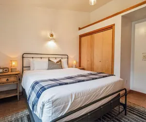 Photo 5 - Limantour Lodge