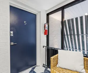 Photo 3 - West Taylor Run Hotel
