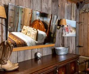 Photo 5 - Moon River Ranch