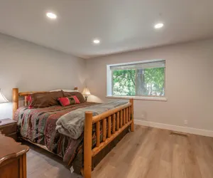 Photo 5 - Tahoe City Condo for 8 Slopes Beach Town by Sierra Getaways