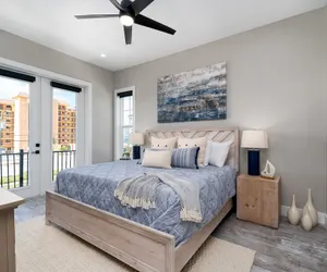 Photo 3 - 611 Estero Blvd 5 Bedroom Home by RedAwning