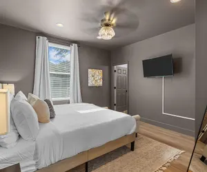 Photo 3 - Wine Country Getaway | JZ Vacation Rentals