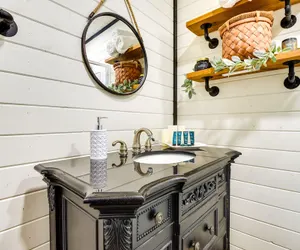 Photo 4 - Remote Strawn Container Home With Hot Tub!