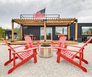 Photo 5 - Remote Strawn Container Home With Hot Tub!