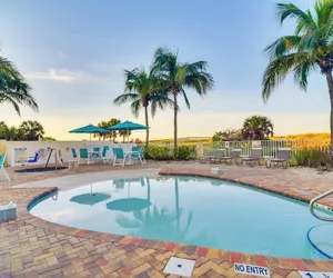 Photo 3 - Top-floor Sunset Vistas Condo: Ocean-view Balcony!