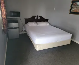 Photo 4 - Grand Howell Inn