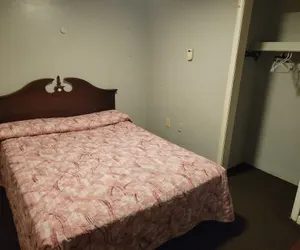 Photo 3 - Grand Howell Inn