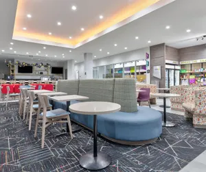Photo 5 - Home2 Suites by Hilton Paris