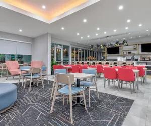 Photo 3 - Home2 Suites by Hilton Paris
