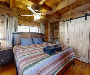 Photo 4 - Chelle's Sanctuary 2 Bedroom Cabin by RedAwning