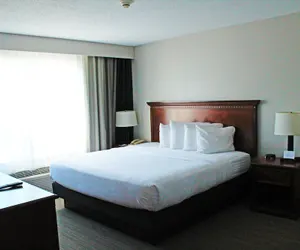 Photo 4 - Independence Stay Hotel & Suites