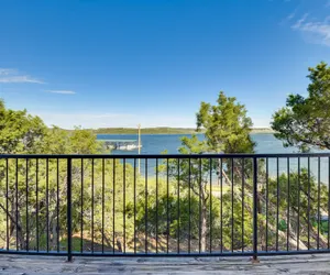 Photo 4 - Modern Graford Cabin: Walk to Possum Kingdom Lake!