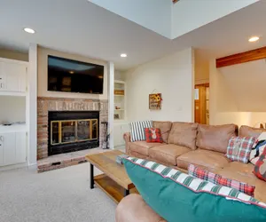 Photo 2 - Sunny Stratton Townhome ~ 1 Mi to Skiing!