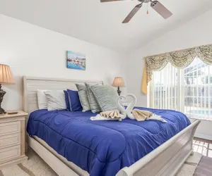Photo 5 - 637 Aster dr