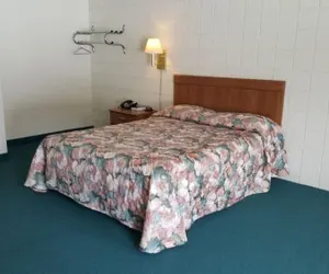 Photo 4 - Oakridge Motel