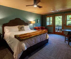 Photo 4 - Mount Lemmon Lodge